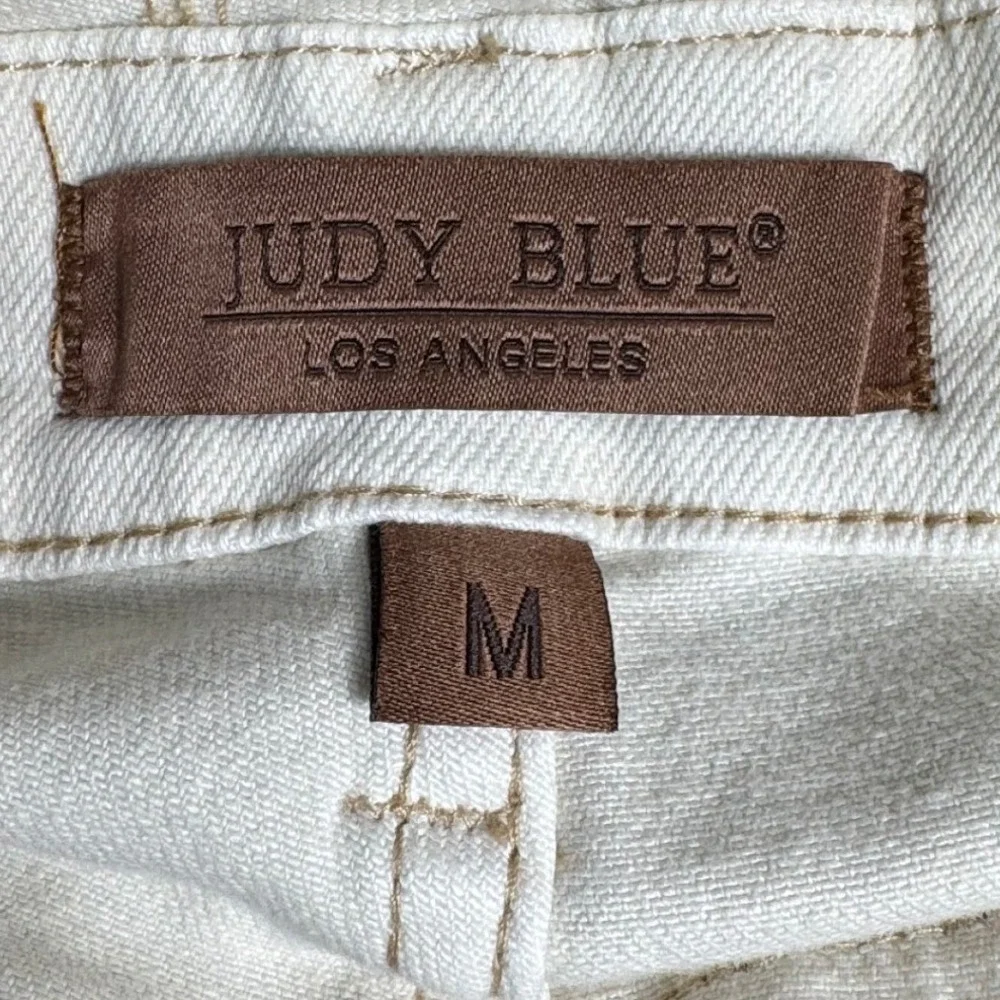 Judy Blue High Waist Garment Dyed Cutoff Shortalls‎ Ecru Denim Size M
